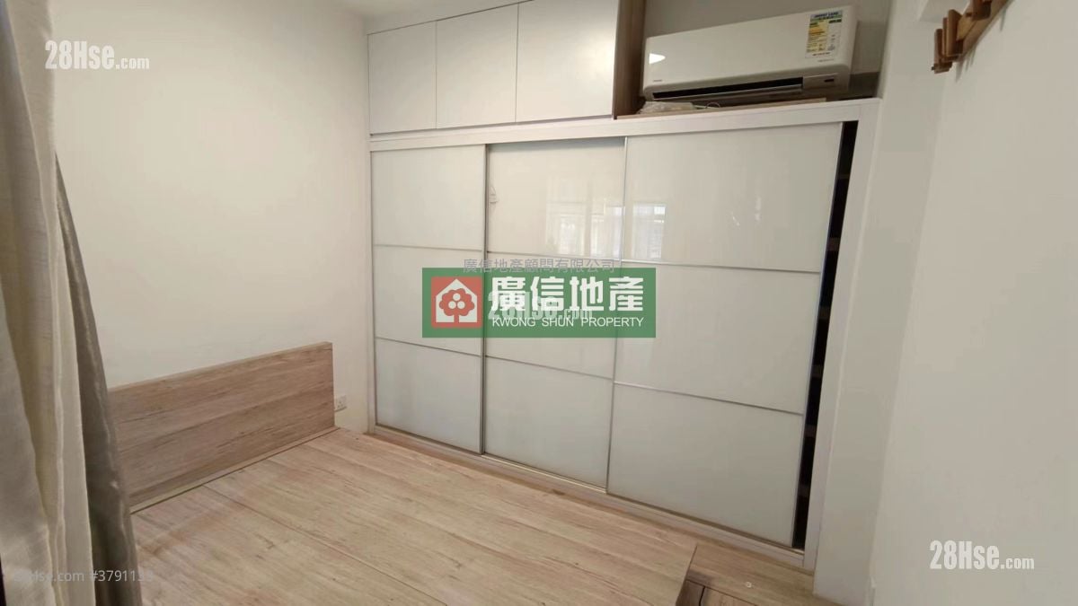 Tak Fung Building Rental 2 Bedrooms , 1 Bathroom 573 ft²