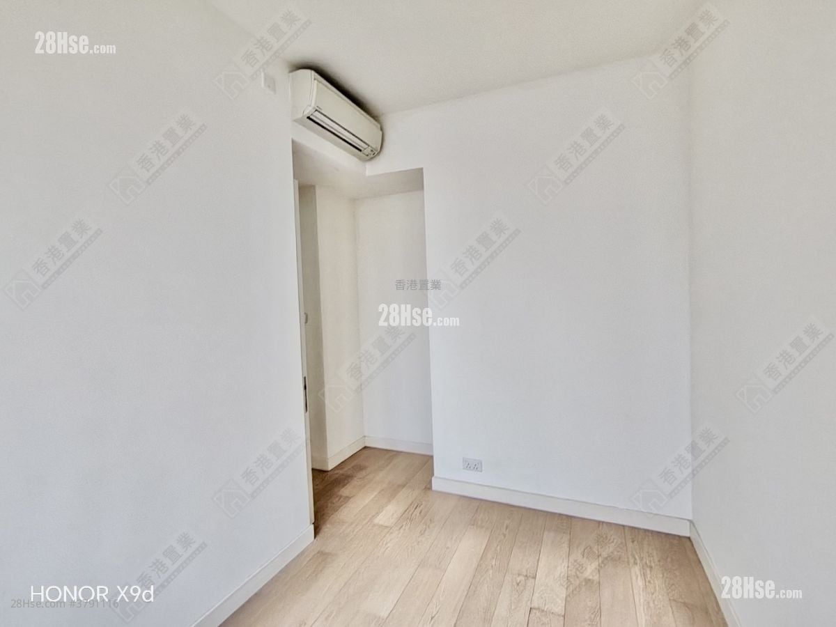 master room: Oasis Kai Tak Rental 2 Bedrooms , 1 Bathroom 486 ft²