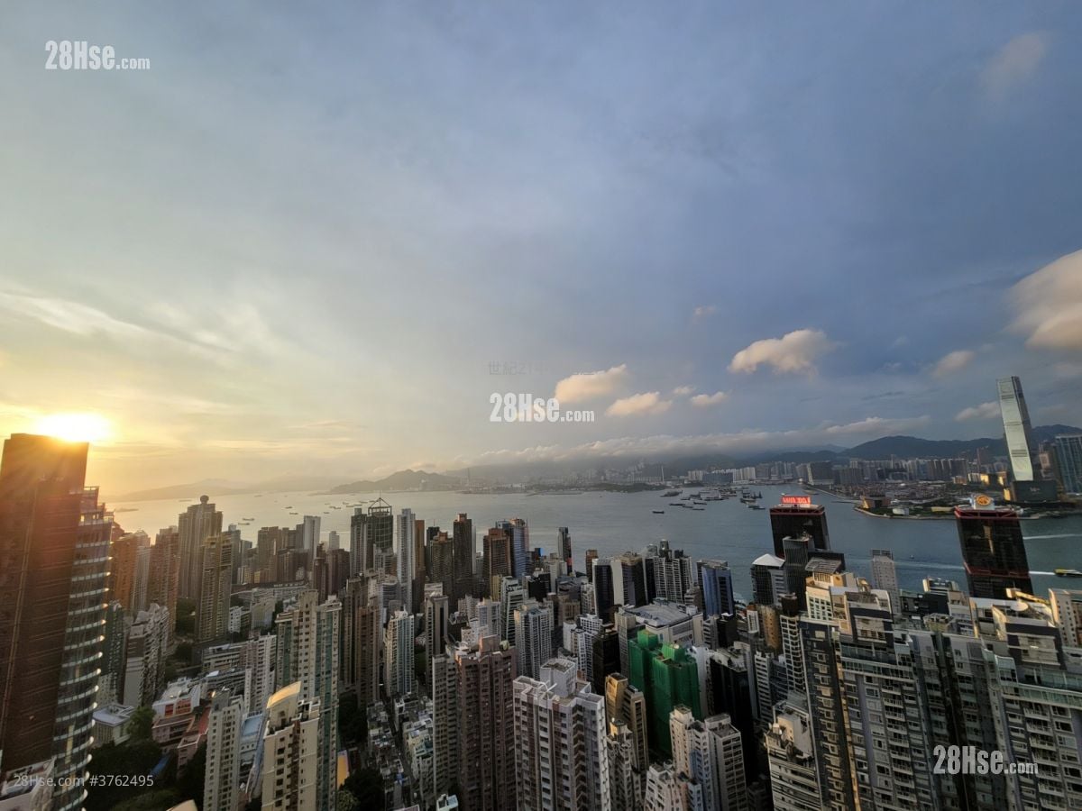 Alassio Sell 2 Bedrooms , 1 Bathroom 586 ft²