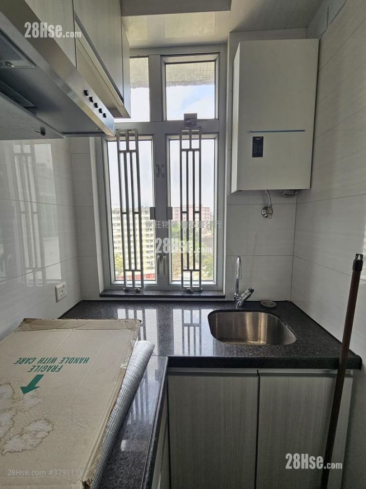 Ample Building Sell 410 ft²