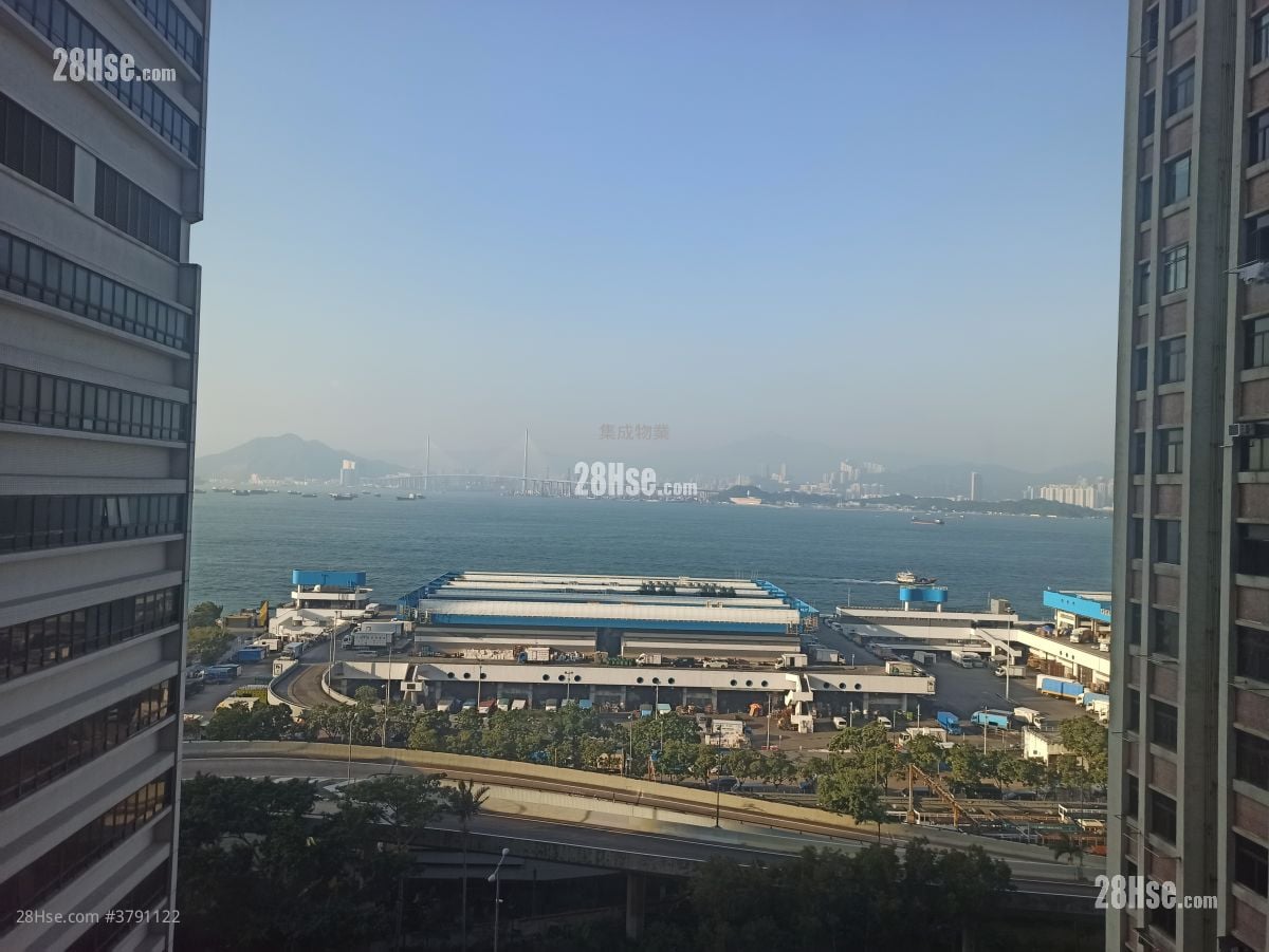 Lun Fung Court Sell 2 Bedrooms 440 ft²