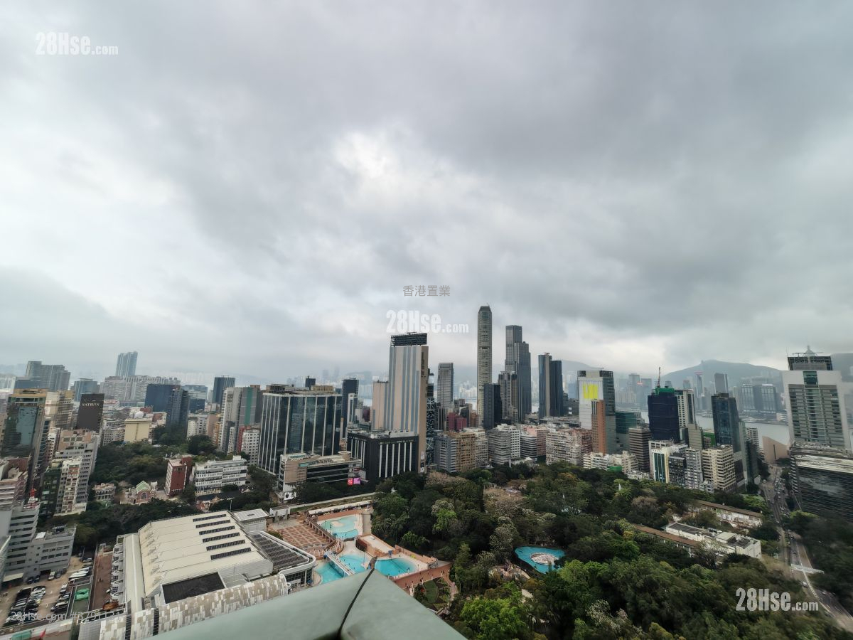 The Victoria Towers Sell 3 Bedrooms , 2 Bathrooms 785 ft²