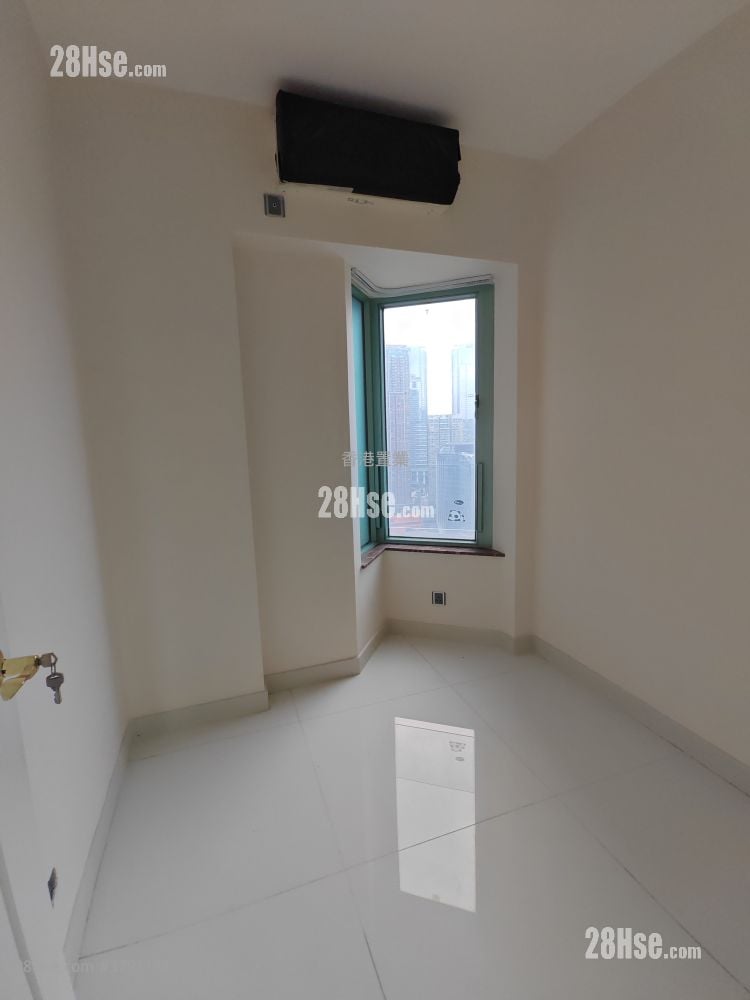 The Victoria Towers Sell 3 Bedrooms , 2 Bathrooms 785 ft²