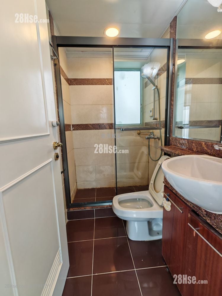 The Victoria Towers Sell 3 Bedrooms , 2 Bathrooms 785 ft²