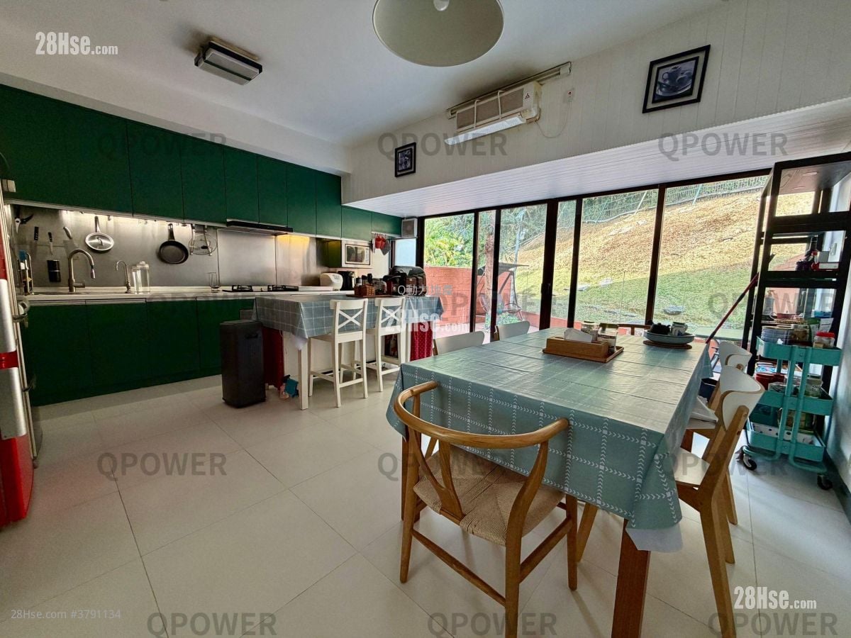 Marina Cove Sell 3 Bedrooms 1,318 ft²