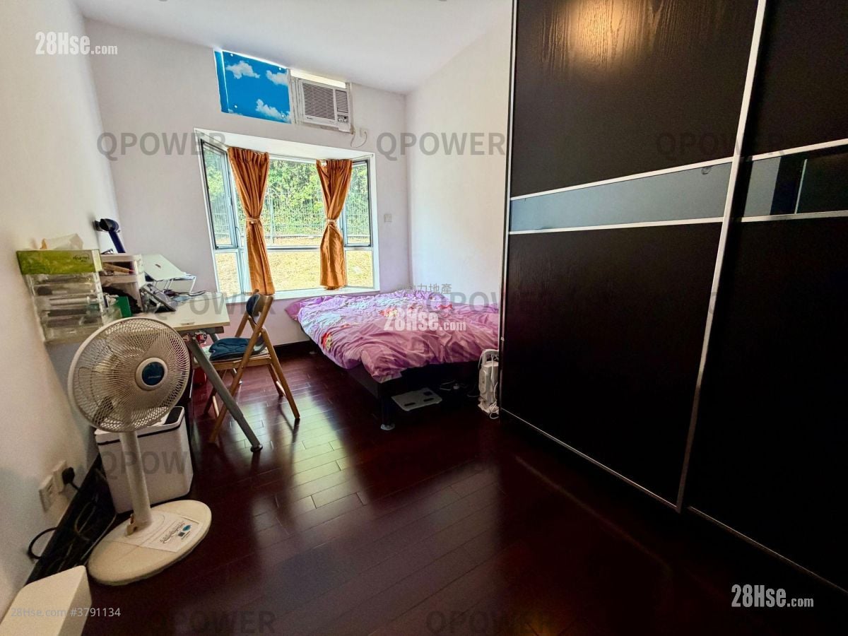 Marina Cove Sell 3 Bedrooms 1,318 ft²