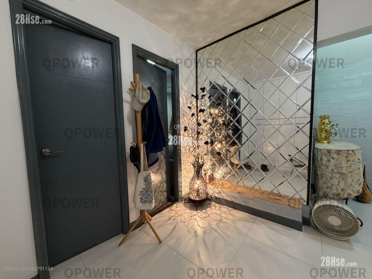 Marina Cove Sell 3 Bedrooms 1,318 ft²