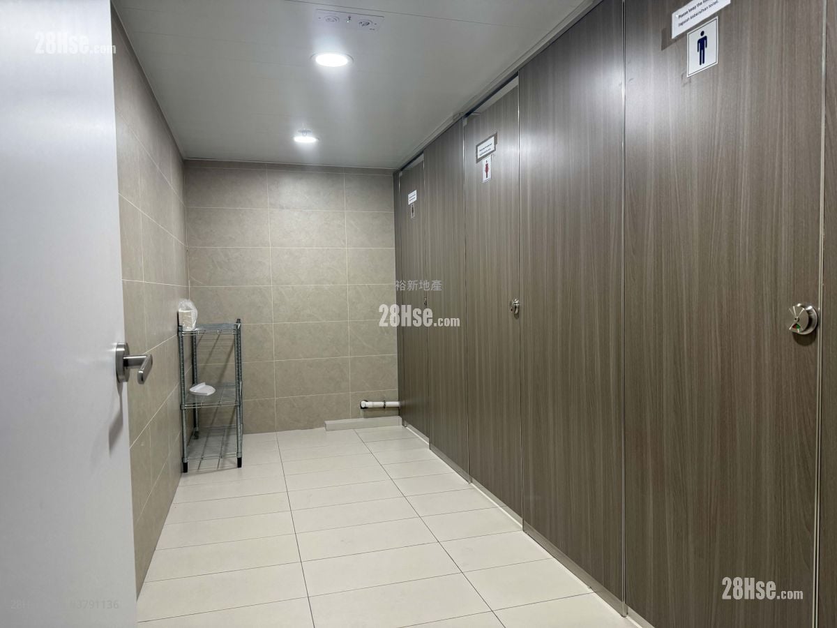 Roxy Industrial Centre Rental 5+ Toilets