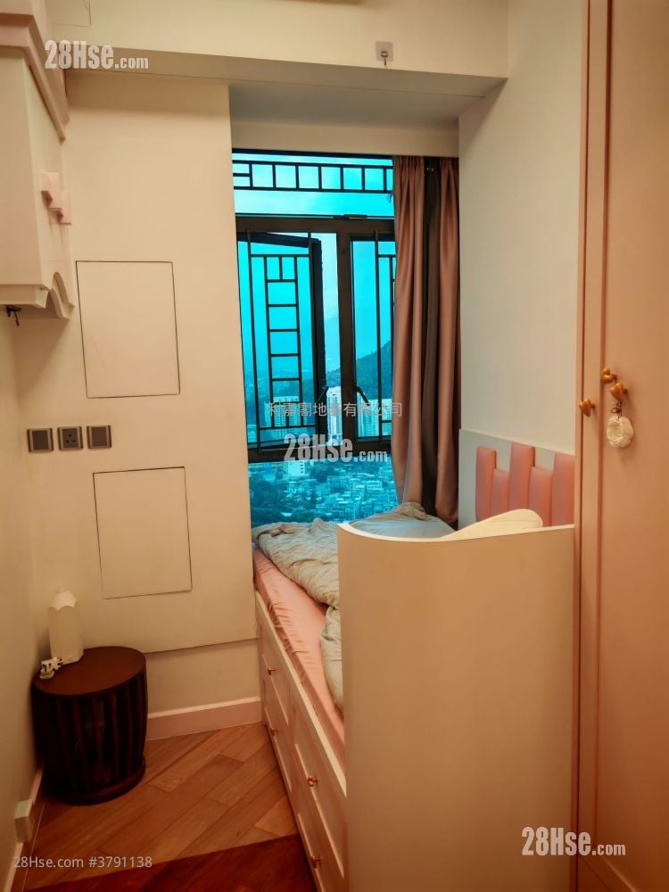 Yoho Midtown 售盘 4 房 , 3 浴室 1,026 平方尺