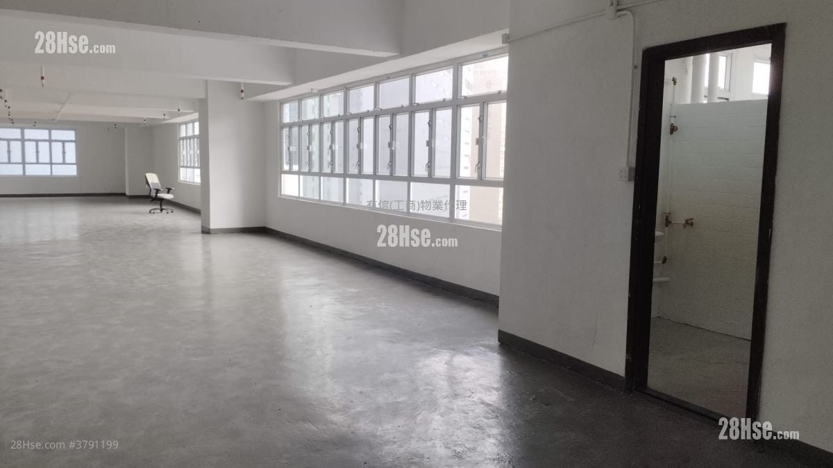 立泰工业中心 租盘 3 厕所 6,632 平方尺