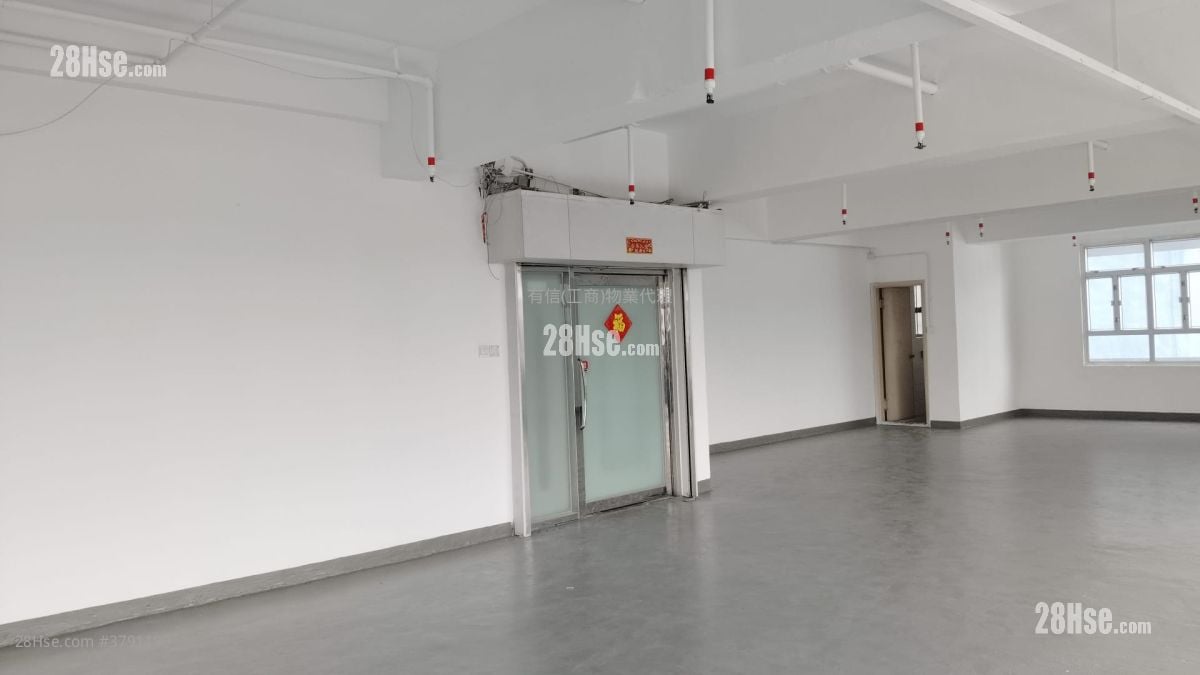 立泰工业中心 租盘 3 厕所 6,632 平方尺