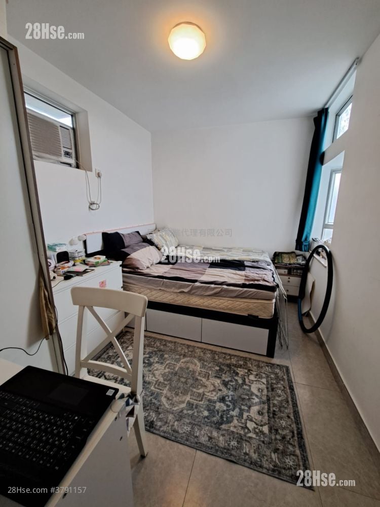 海滨花园 售盘 2 房 , 1 浴室 453 平方尺