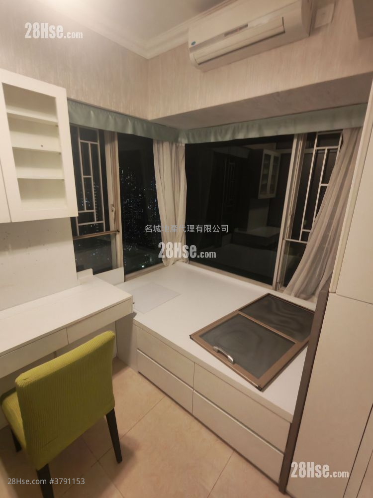 名城 售盘 4 房 , 2 浴室 958 平方尺