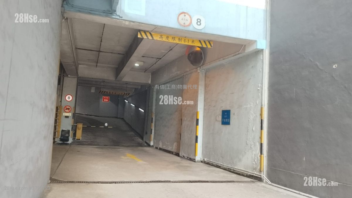 立泰工业中心 租盘 3 厕所 6,632 平方尺