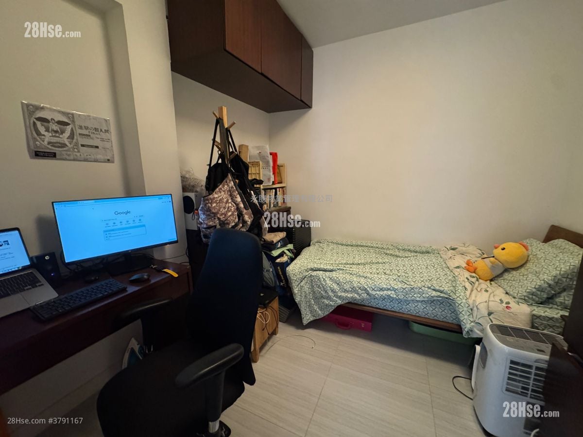 百德大厦 售盘 3 房 688 平方尺