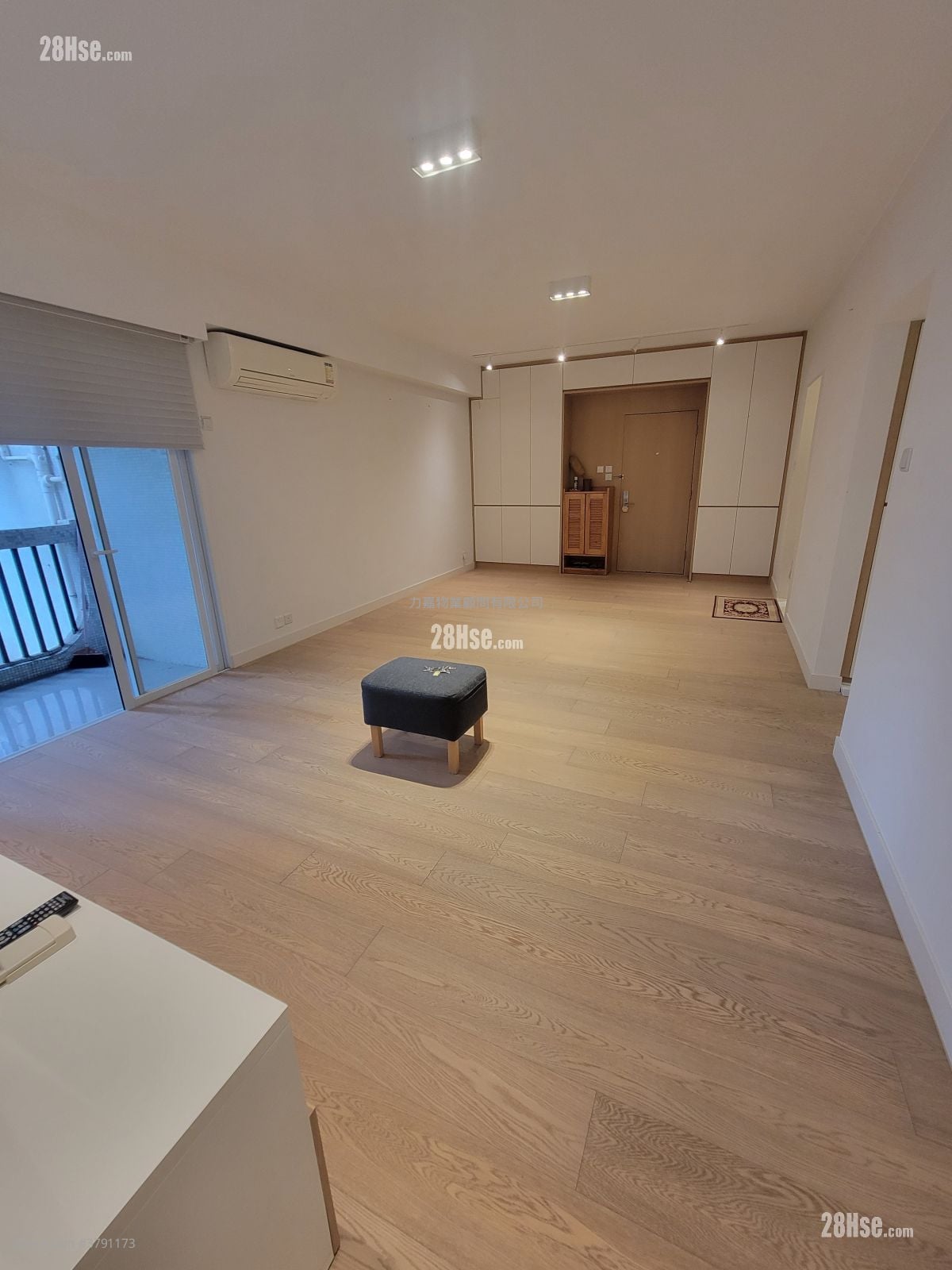 金龙大厦 售盘 3 房 , 2 浴室 1,143 平方尺