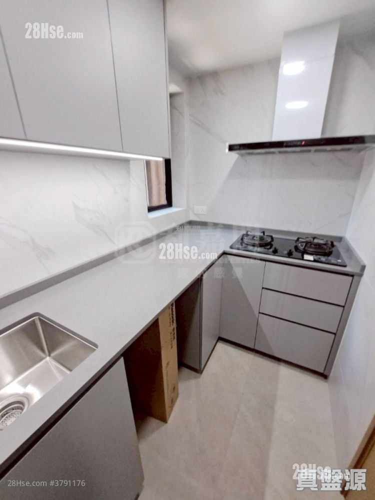 One Regent Place Sell 3 Bedrooms , 1 Bathroom 600 ft²