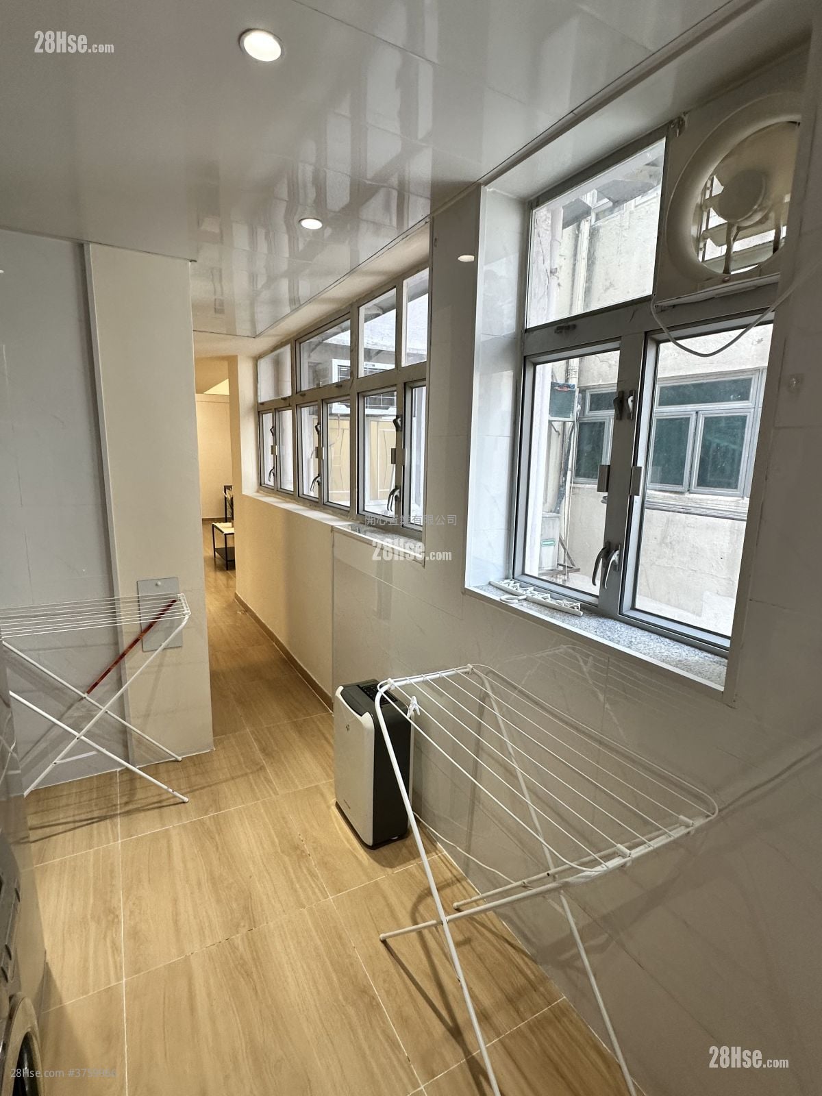 唐楼 租盘 2 房 , 1 浴室 725 平方尺