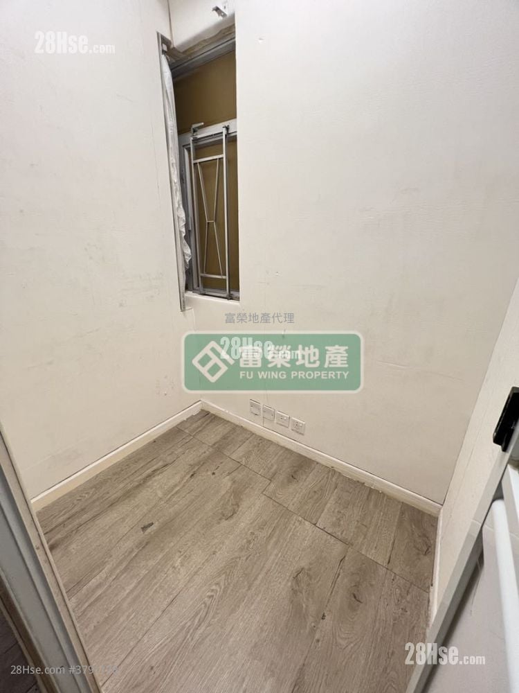 金都中心 售盘 2 房 , 1 浴室 301 平方尺