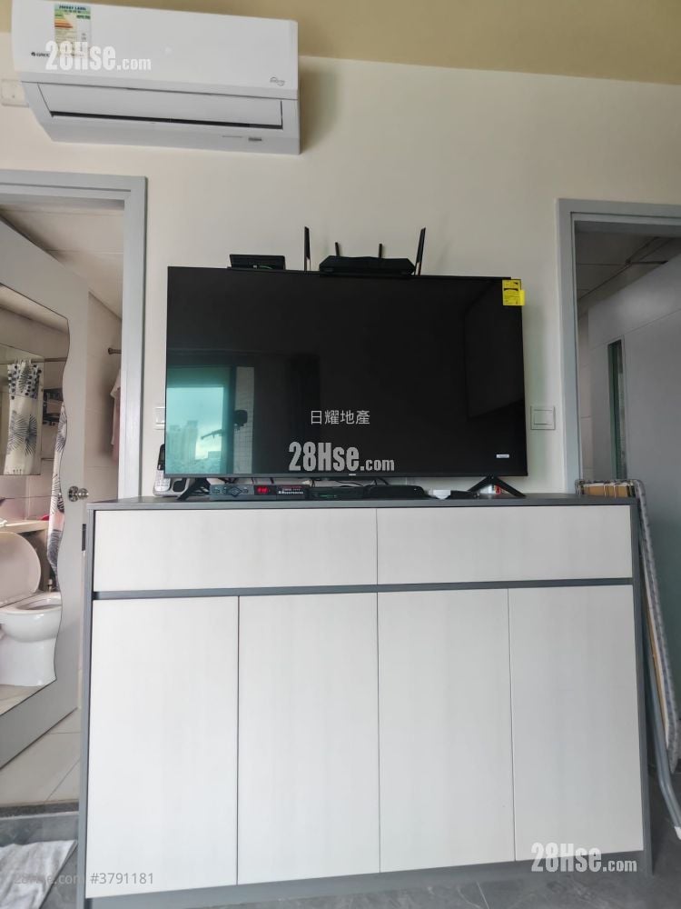 Metro Harbour View Rental 2 Bedrooms , 1 Bathroom 322 ft²