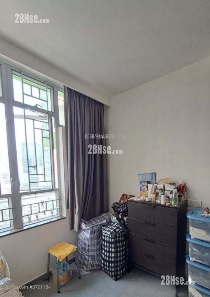 Sheung Chui Court Sell 2 Bedrooms , 1 Bathroom 511 ft²
