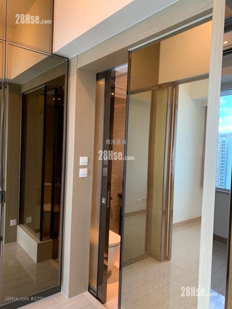 Cullinan West Rental 1 Bedroom , 1 Bathroom 354 ft²