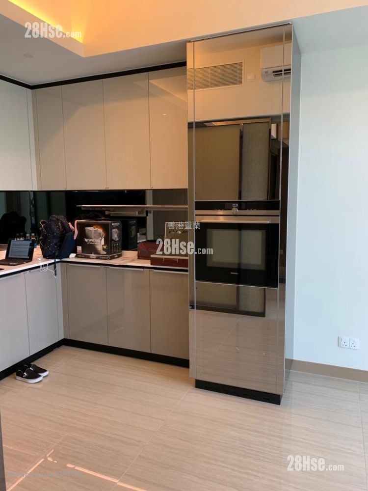 Cullinan West Rental 1 Bedroom , 1 Bathroom 354 ft²