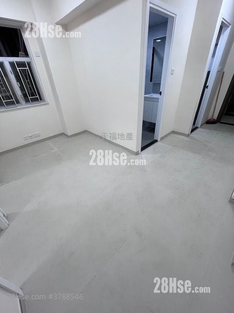 Everwin Mansion Rental 2 Bedrooms , 1 Bathroom 376 ft²