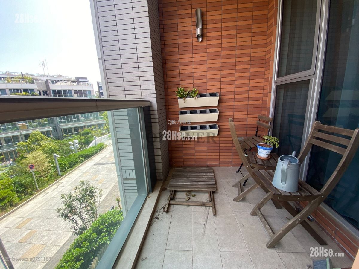 Mount Pavilia Rental 3 Bedrooms , 2 Bathrooms 903 ft²