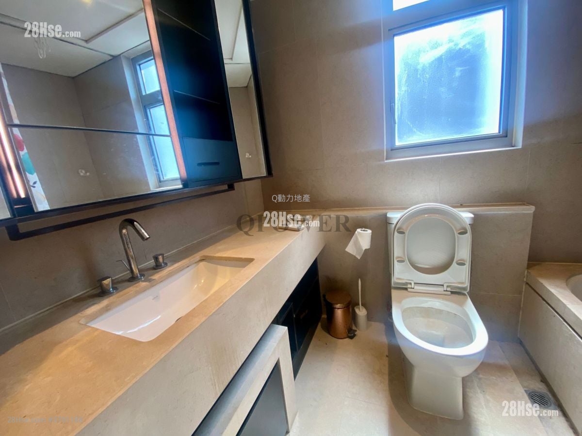 Mount Pavilia Rental 3 Bedrooms , 2 Bathrooms 903 ft²