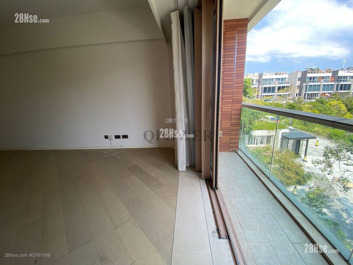 Mount Pavilia Rental 3 Bedrooms , 2 Bathrooms 903 ft²