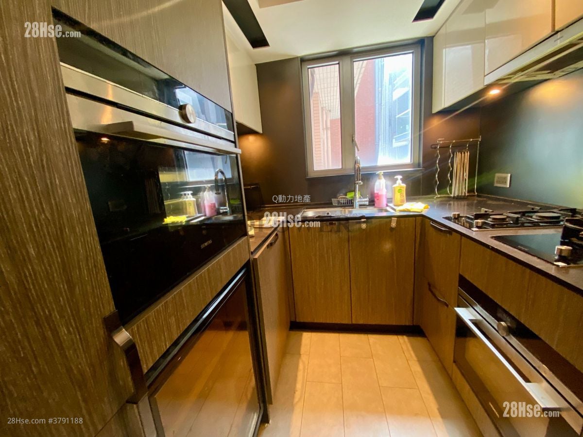 Mount Pavilia Rental 3 Bedrooms , 2 Bathrooms 903 ft²