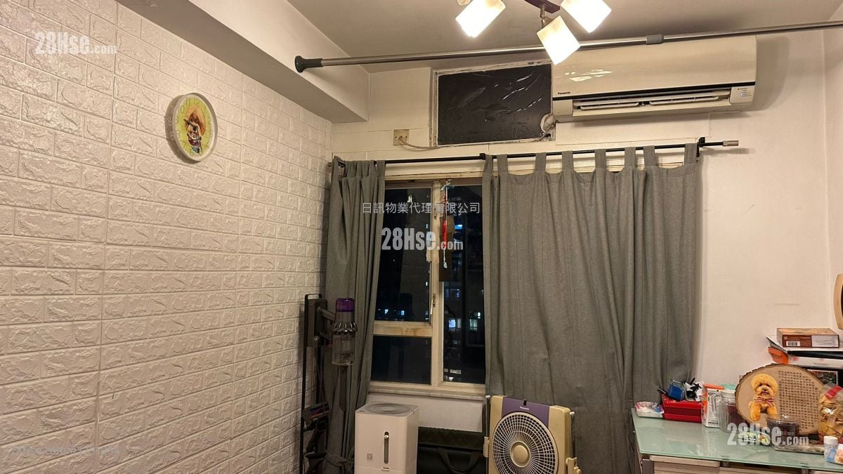 Waterside Plaza Sell 2 Bedrooms , 1 Bathroom 474 ft²