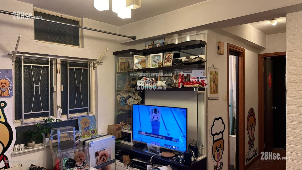 Waterside Plaza Sell 2 Bedrooms , 1 Bathroom 474 ft²