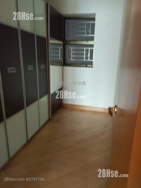 The Belcher's Sell 5+ Bedrooms , 4 Bathrooms 1,439 ft²