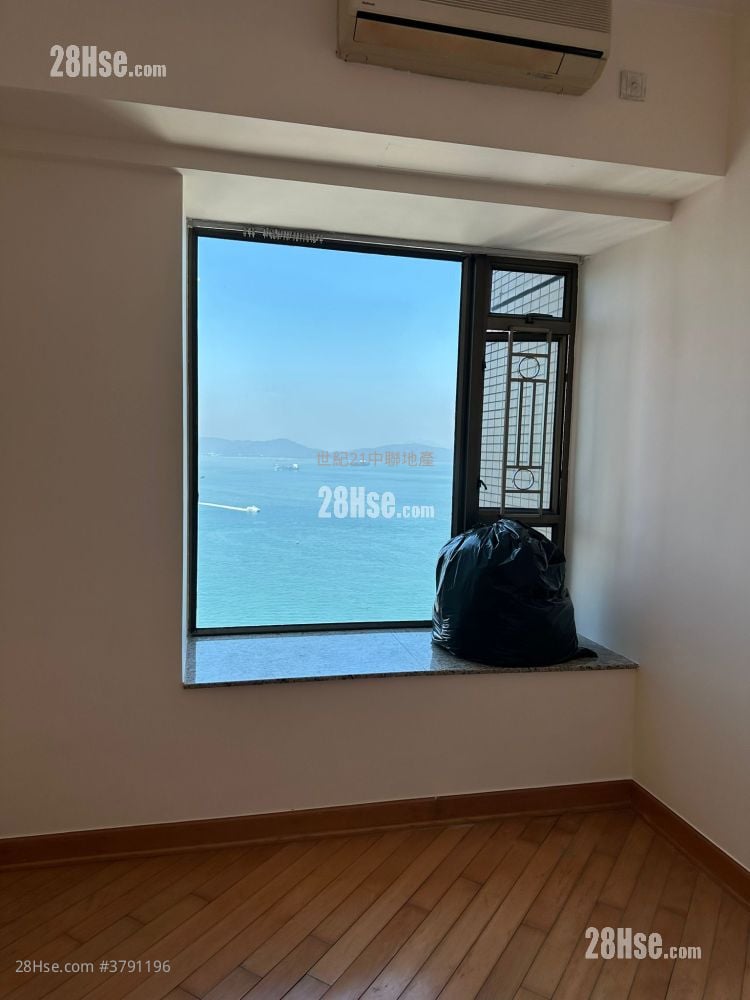 The Belcher's Sell 5+ Bedrooms , 4 Bathrooms 1,439 ft²