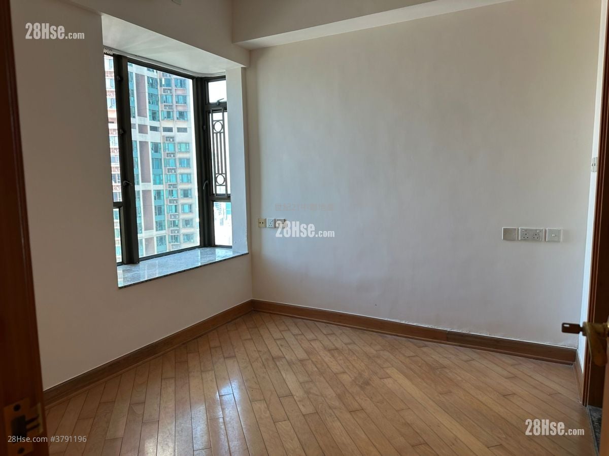 The Belcher's Sell 5+ Bedrooms , 4 Bathrooms 1,439 ft²