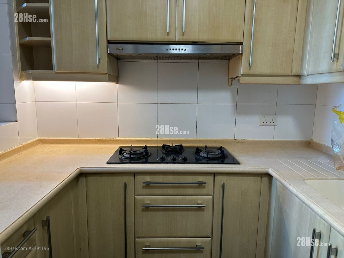 The Belcher's Sell 5+ Bedrooms , 4 Bathrooms 1,439 ft²