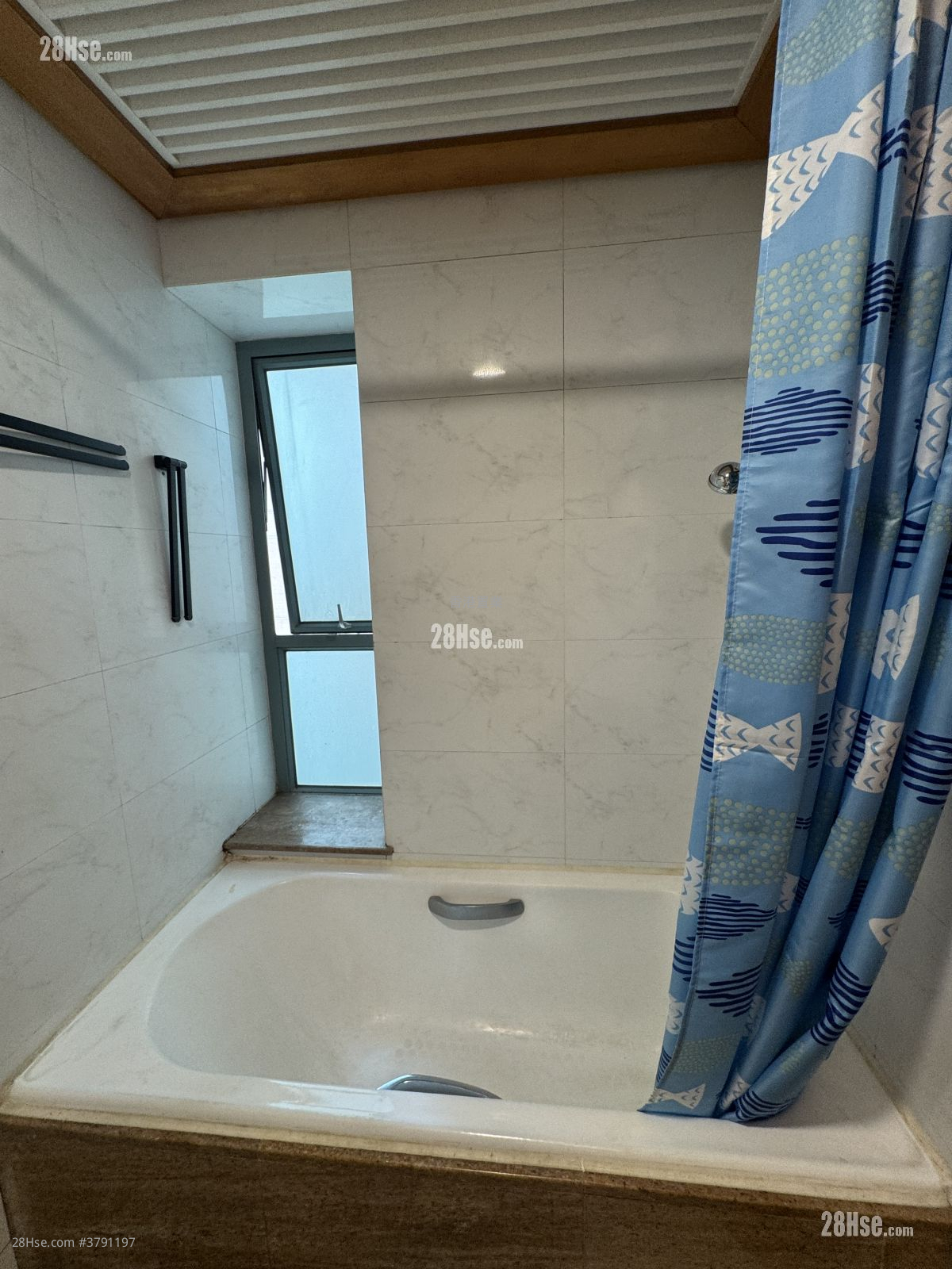 Aquamarine Sell 2 Bedrooms , 1 Bathroom 502 ft²