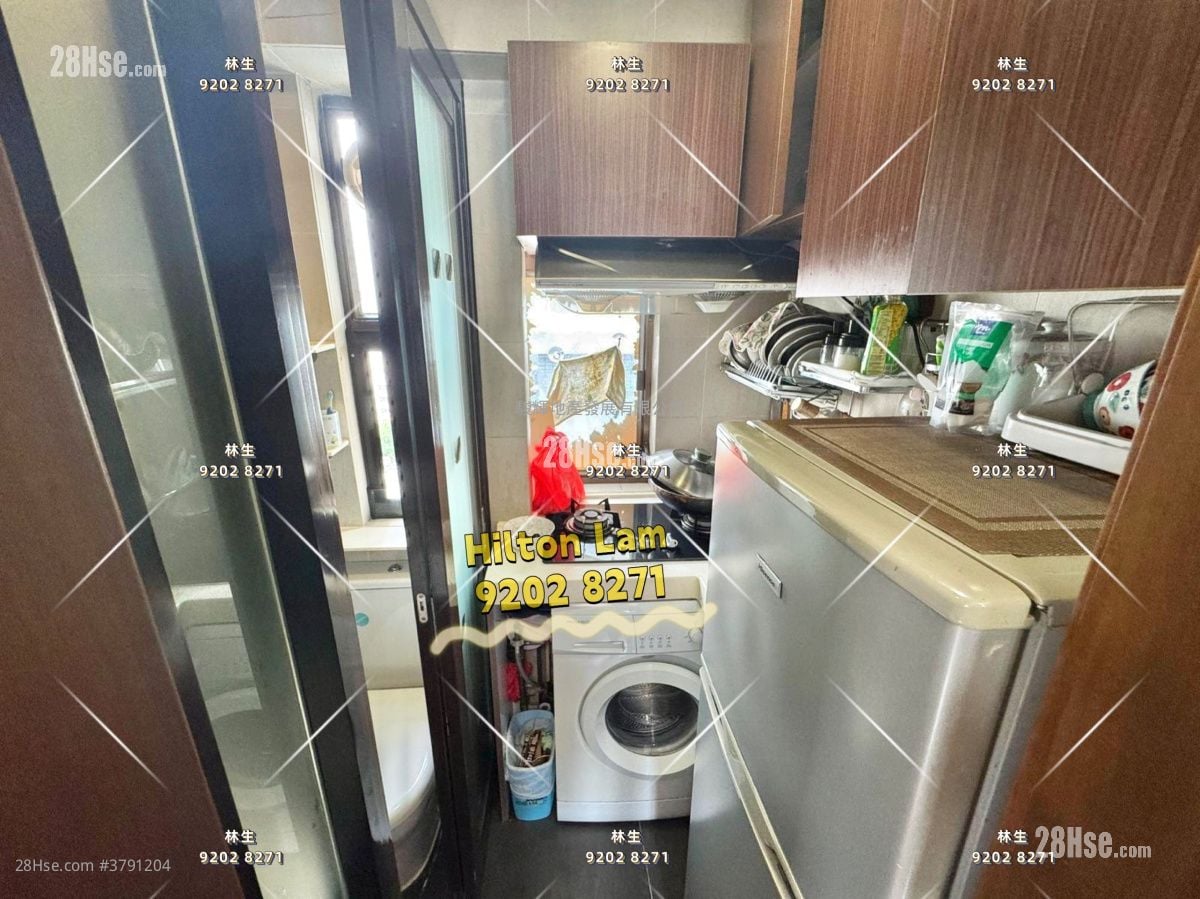 Hang Wan House Sell 1 Bedroom , 1 Bathroom 216 ft²