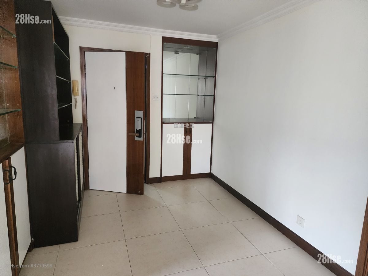 美孚新邨 租盘 719 平方尺