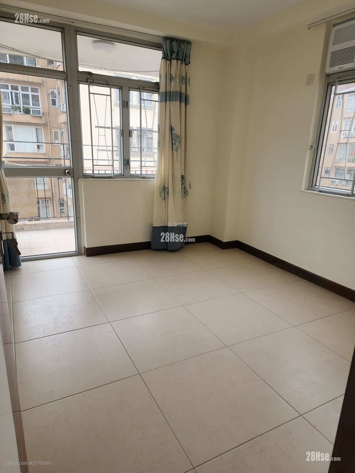 美孚新邨 租盘 719 平方尺