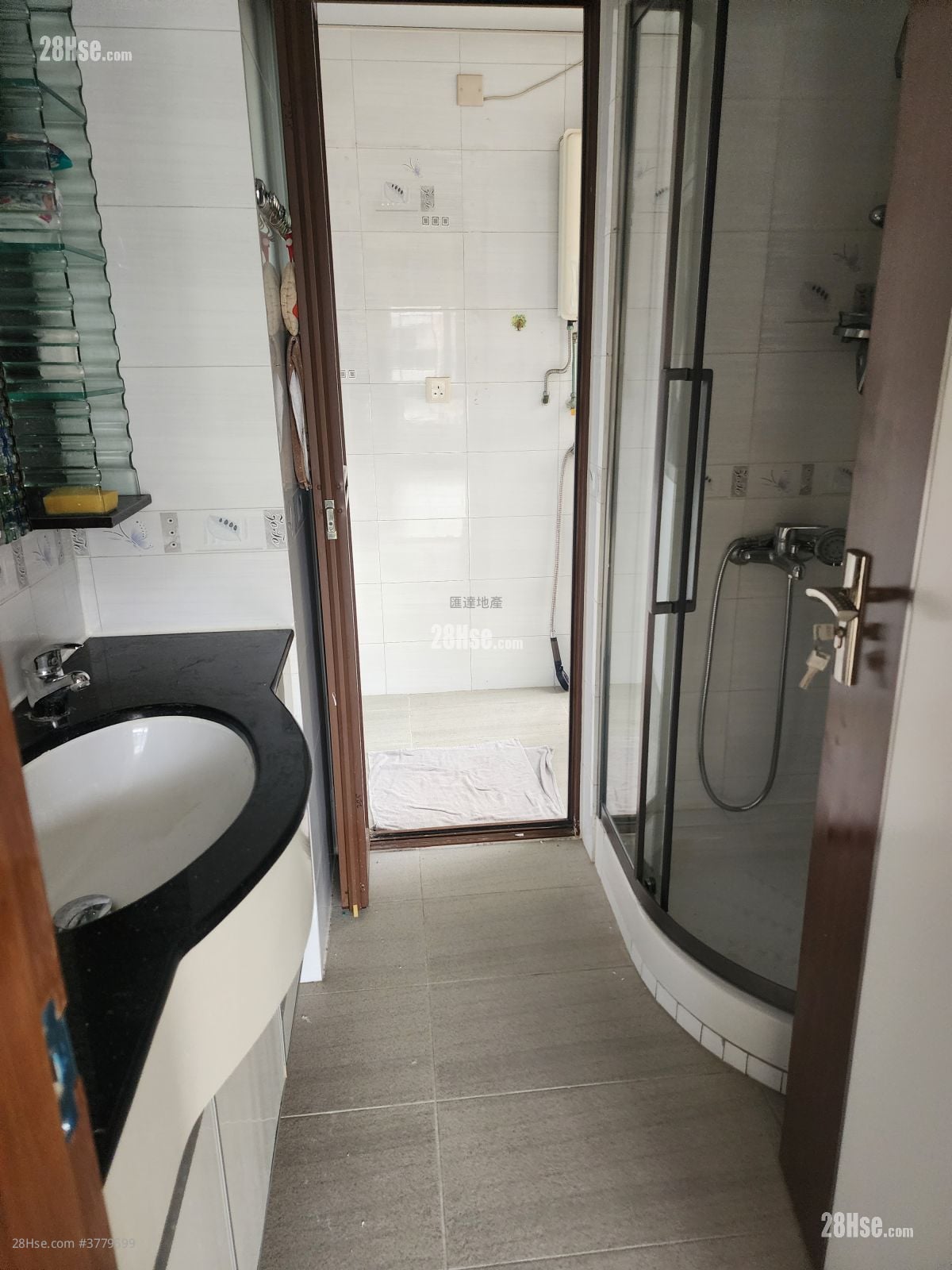 美孚新邨 租盘 719 平方尺