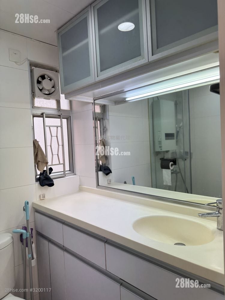 福怡大厦 租盘 2 房 , 1 浴室 342 平方尺
