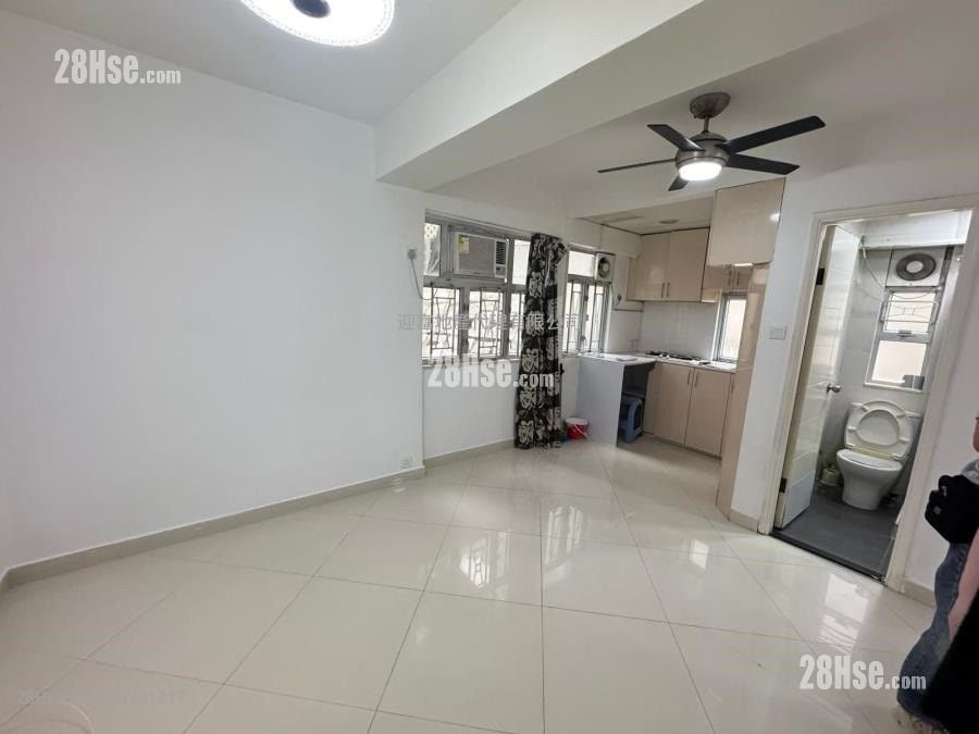 Whampoa Estate Sell 2 Bedrooms , 1 Bathroom 374 ft²