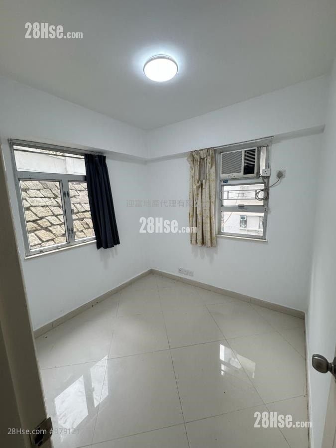 Whampoa Estate Sell 2 Bedrooms , 1 Bathroom 374 ft²