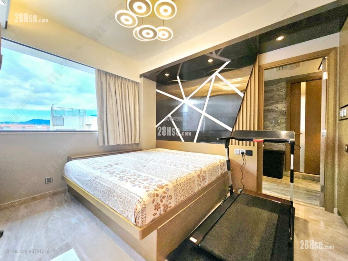 Sunview Garden Sell 5+ Bedrooms 2,347 ft²