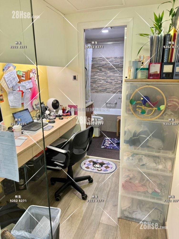 Diamond Building Sell 3 Bedrooms , 2 Bathrooms 836 ft²