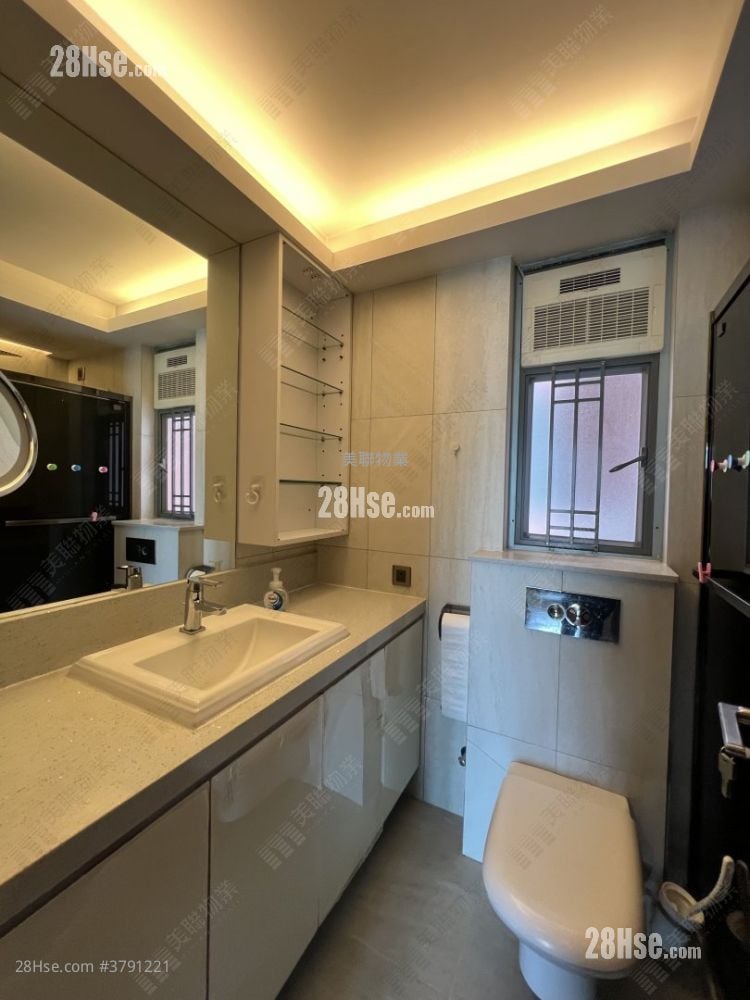 Tierra Verde Sell 4 Bedrooms 642 ft²