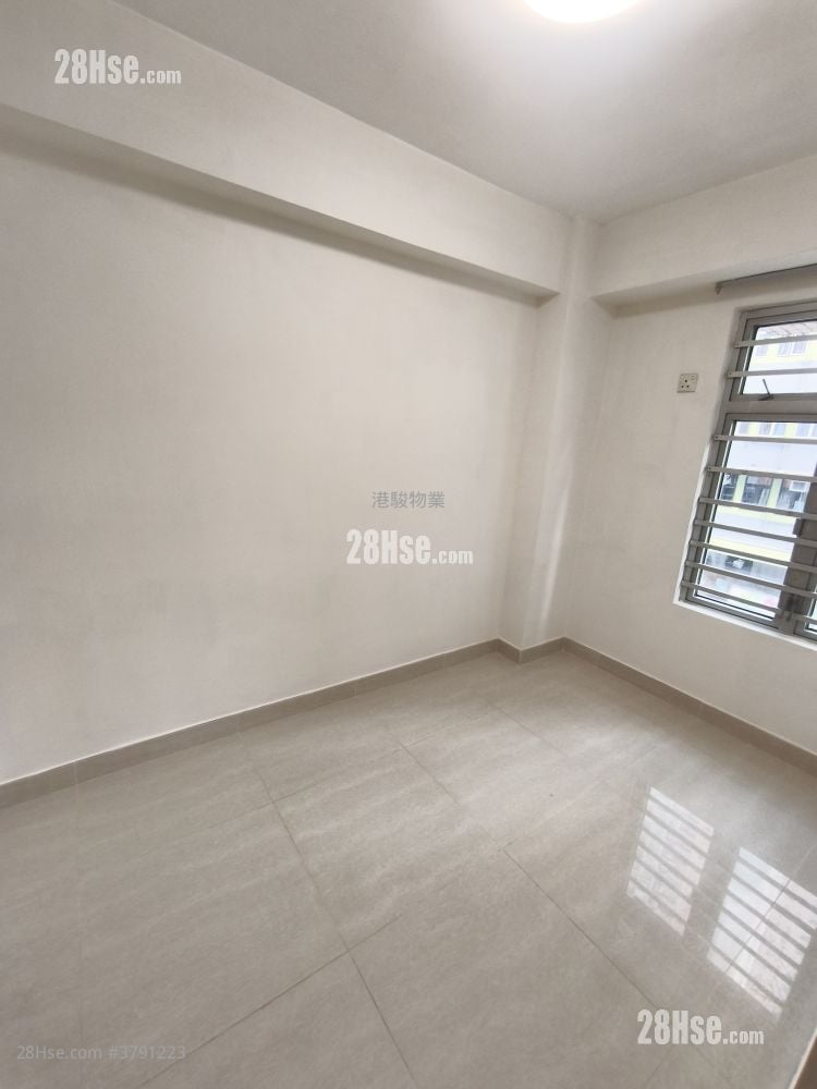 晓逸轩 租盘 2 房 , 1 浴室 386 平方尺